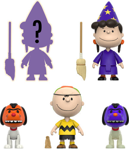 Set of Peanuts character figurines including a wizard, a dog with a question mark, and others on a white background.
