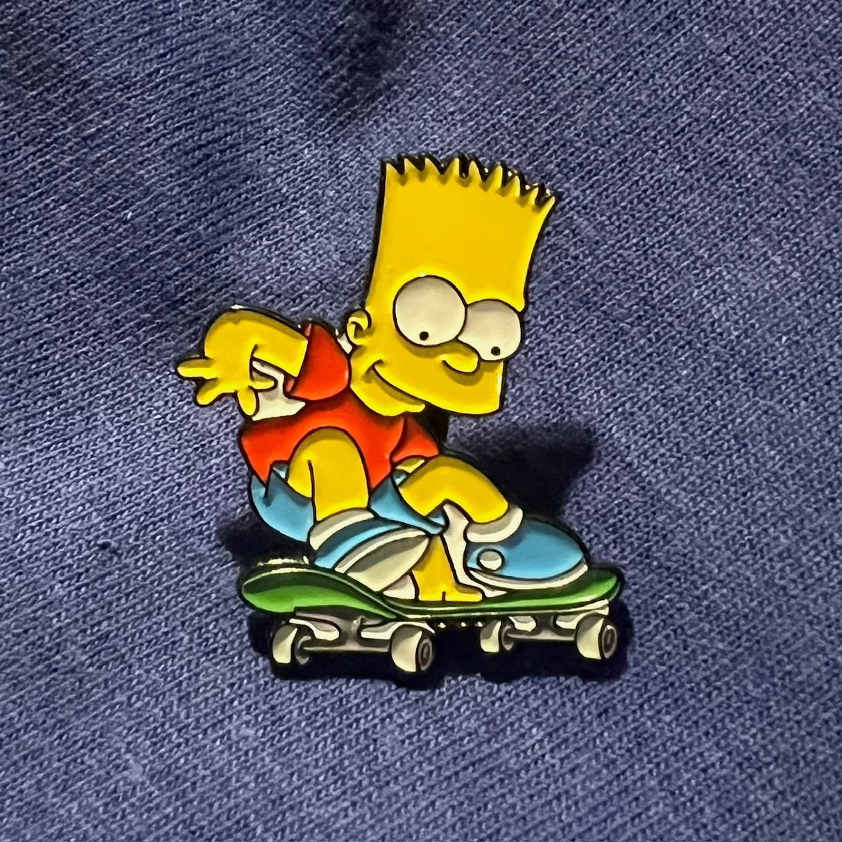 Skateboarding Bart Simpson Pin